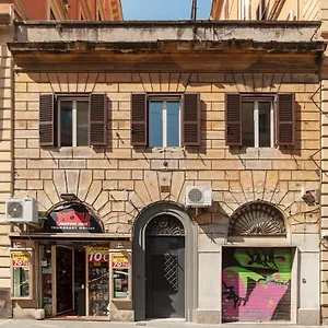  Apartamento Termini Station Elegant And Roomy