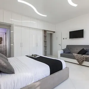  Apartamento Piazza Venezia White